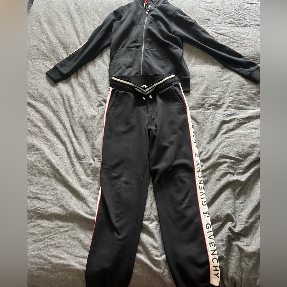 givenchy sweatsuit kids